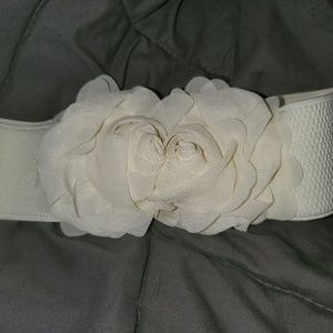 Brand new white elastic belt